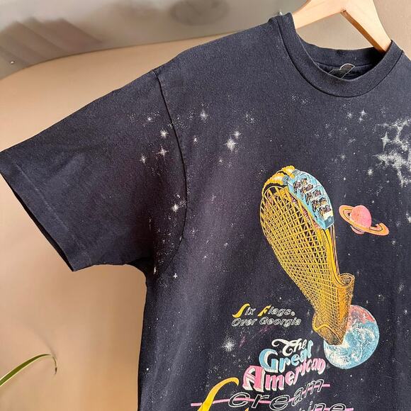 Vintage Six Flags Promo Shirt - Picture 5 of 8